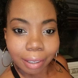 Meet your Posher, Danni